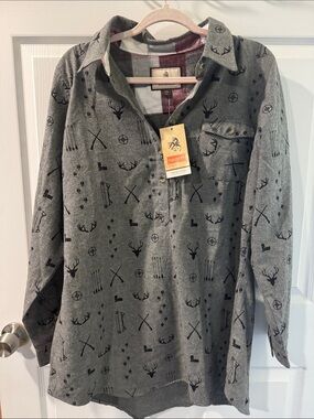 Legendary Whitetails Gray Printed Tunic Top